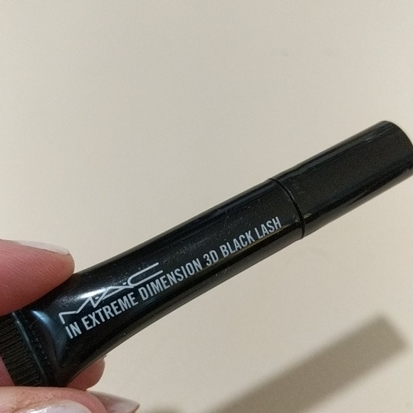 MAC Travel Set - Picture 3 of 6